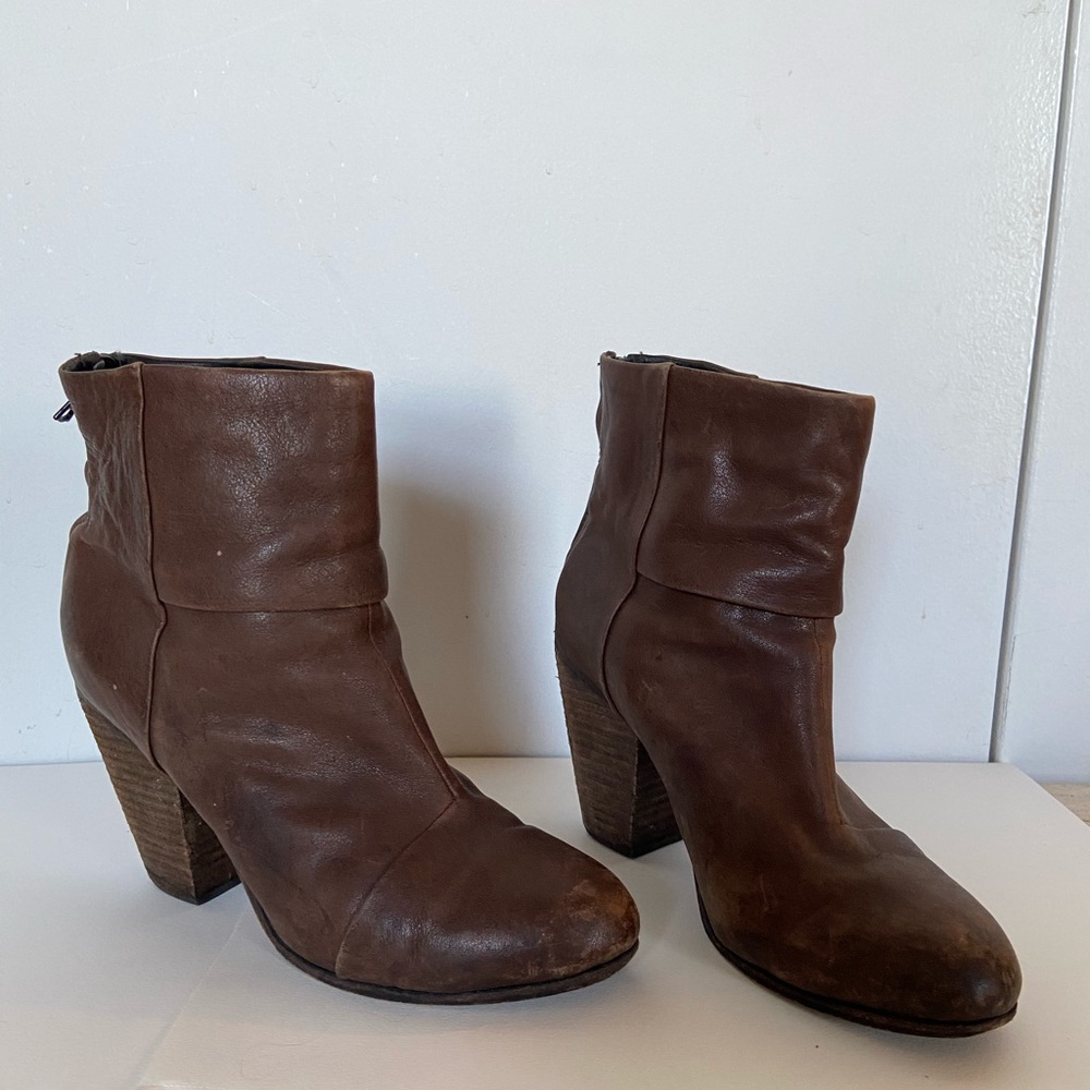 Rag & Bone Newbury Brown Block Heel Boot classic